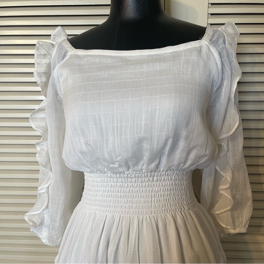 Storia Rosa Off the Shoulder Flowy Ruffle Dress - Picture 2 of 8